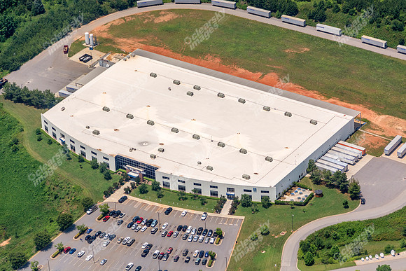 zf-building-061015-3583