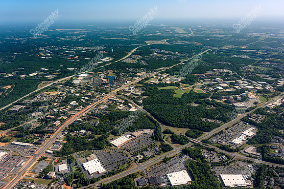 university-center-apts-air-1413