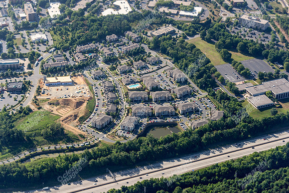 university-center-apts-air-1397