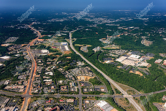 university-center-apts-air-1377