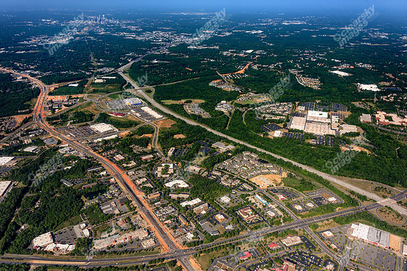 university-center-apts-air-1371