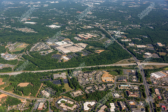university-center-apts-air-1360
