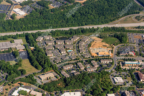 university-center-apts-air-1359