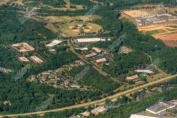 parkway-plaza-bp-air-1340