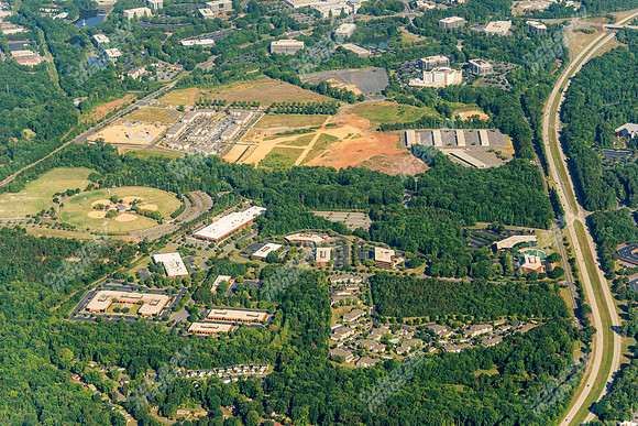 parkway-plaza-bp-air-1319