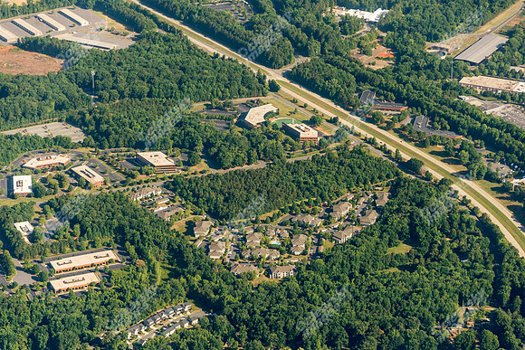 parkway-plaza-bp-air-1310