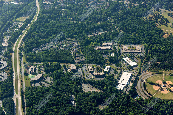 parkway-plaza-bp-air-1275
