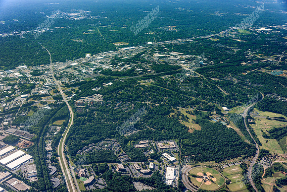 parkway-plaza-bp-air-1273