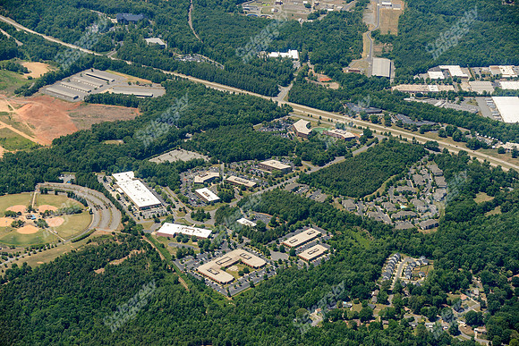 parkway-plaza-bp-air-3431