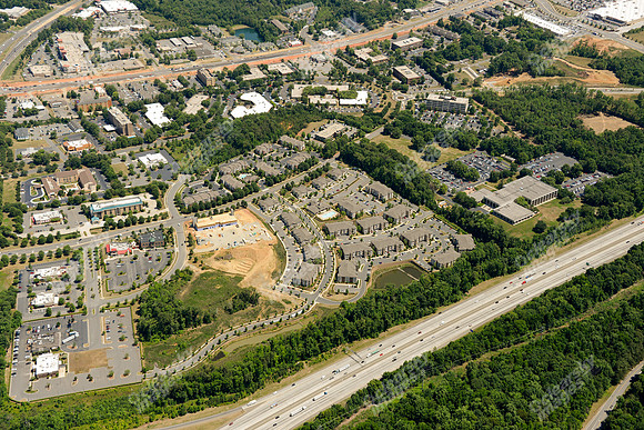 university-center-apts-air-3469