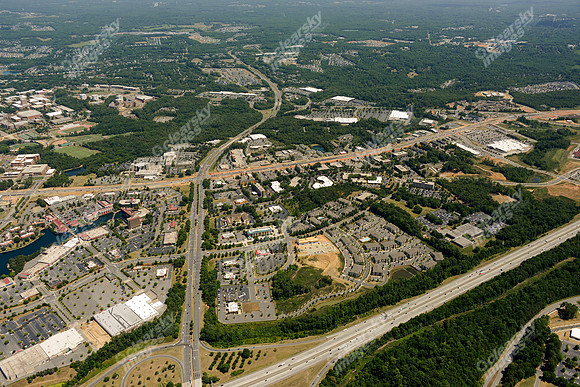 university-center-apts-air-3468