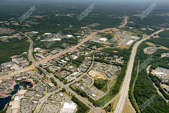 university-center-apts-air-3466