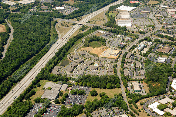 university-center-apts-air-3458
