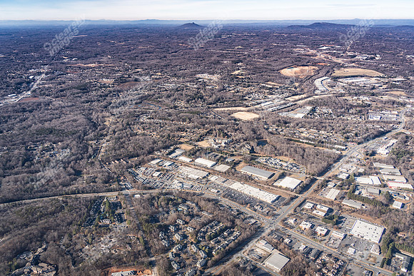 1000-crowne-oaks-air09426