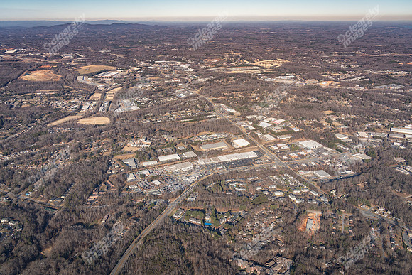 1000-crowne-oaks-air09474