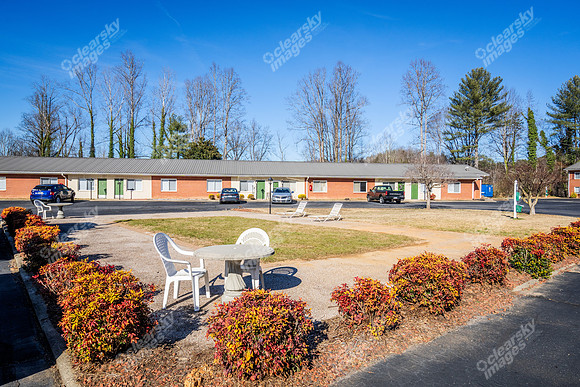 926-meadowood-ext7051