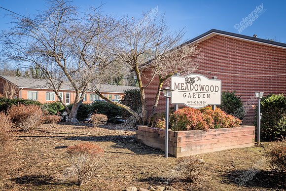 926-meadowood-ext7153