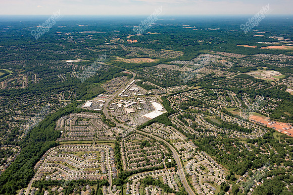 blakeney-shopping-air-2250