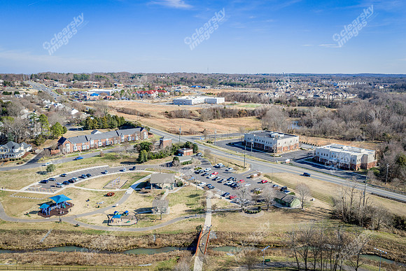 5641-poplar-drn5440