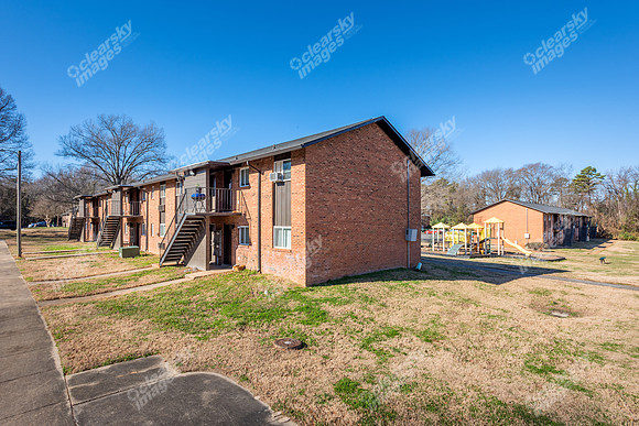 1227-pressley-ext2552