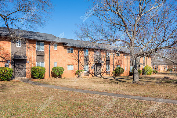 1227-pressley-ext2564