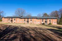 1227-pressley-ext2697