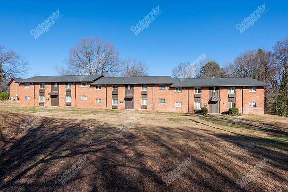 1227-pressley-ext2697