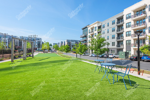 536-w-tremont-ext2933