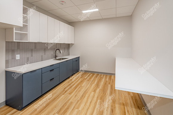 300-n-greene-int3476