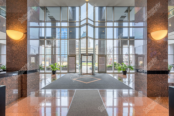 300-n-greene-int3621