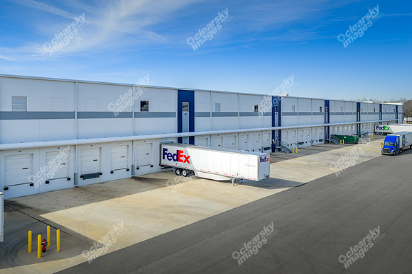 2820-stadium-drn2503
