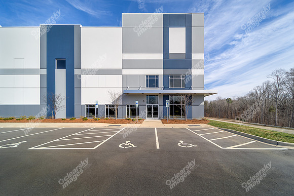 2820-stadium-ext2060