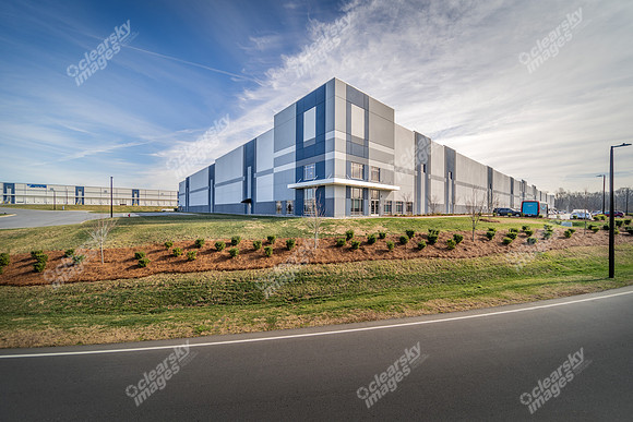 2820-stadium-ext2159