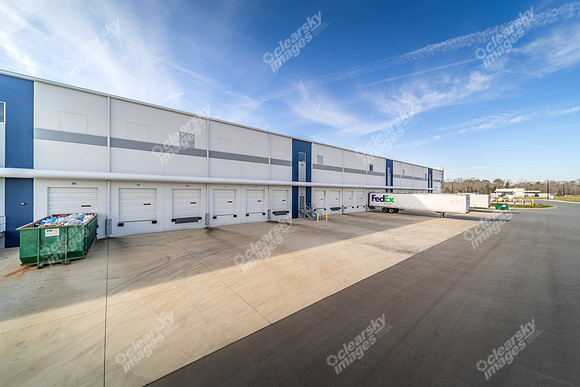 2820-stadium-ext2321