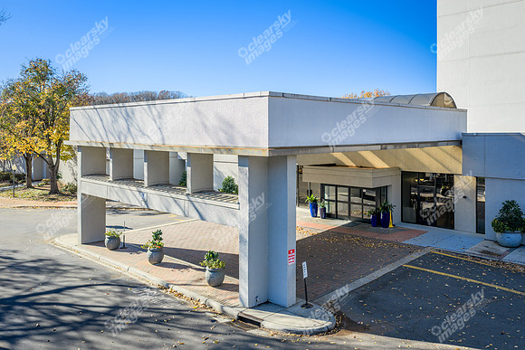 5700-westpark-drn-ext5220