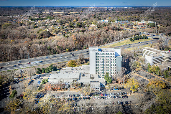 5700-westpark-drn5033