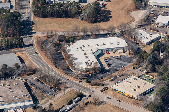 208-s-rogers-air4586