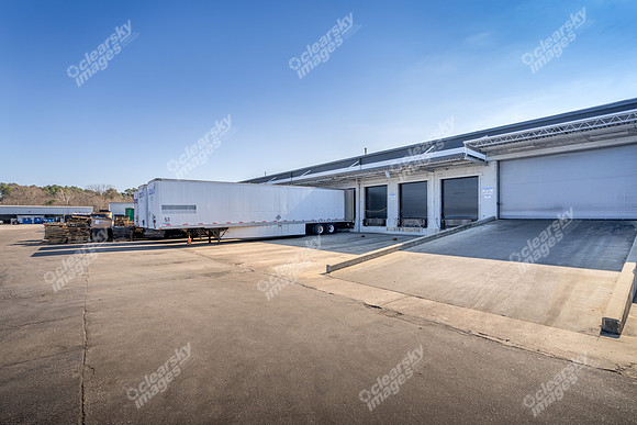2201-s-wilmington-ext2085