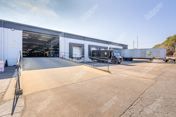2201-s-wilmington-ext2187
