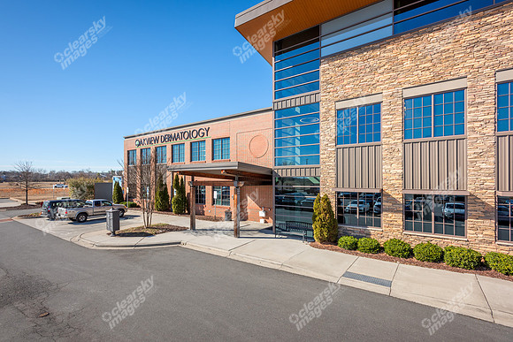 937-riverwalk-ext7393