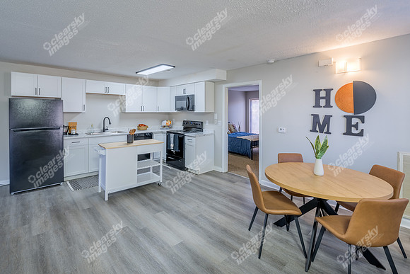 1406-brookside-int1555