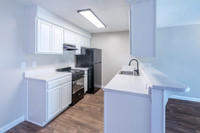 1406-brookside-int1745