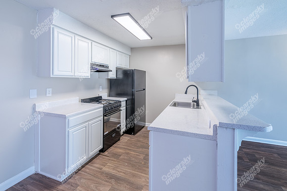 1406-brookside-int1745