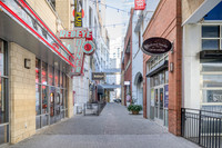210-e-trade-ext2507
