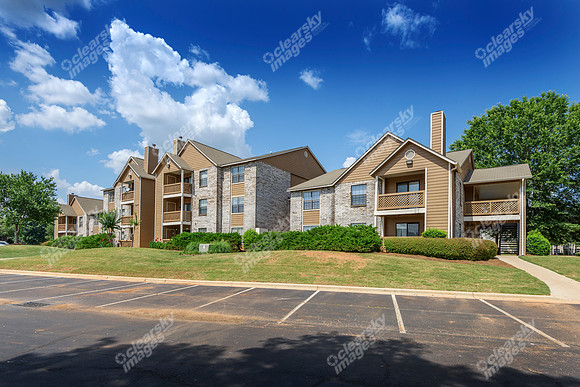 cg-edgwater-ext-0700