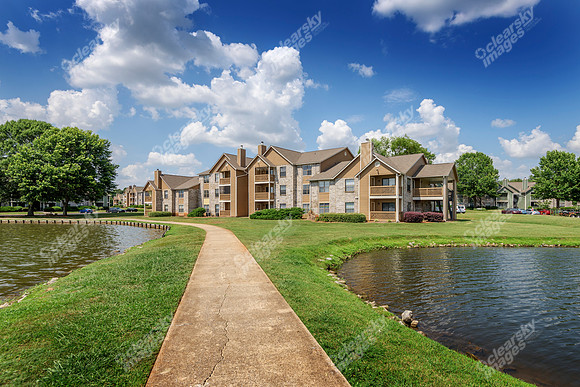 cg-edgwater-ext-0727