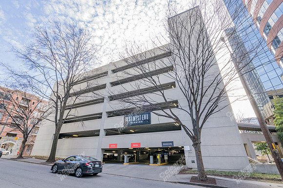 1801-west-ext0865