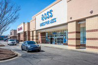 1006-shoppes-ext8815