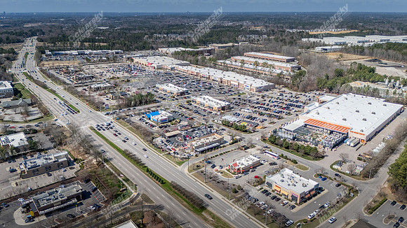 1006-shoppes-drn0009