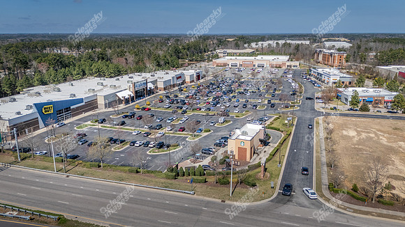 1006-shoppes-drn0034